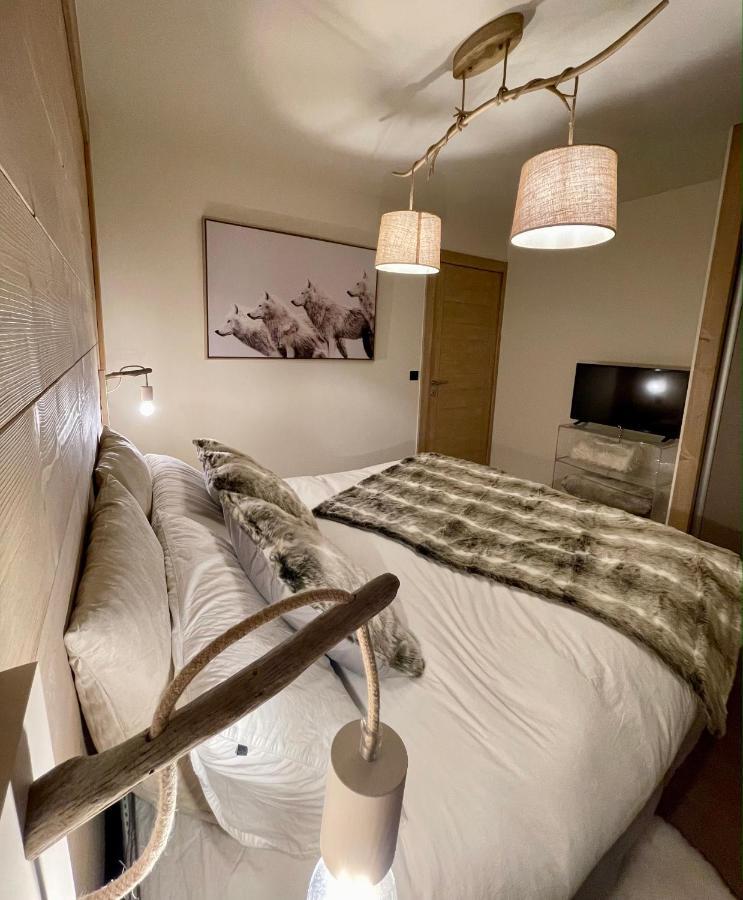 Appartement De Standing Plein Centre Station, 50M Des Pistes Les Gets Exterior photo